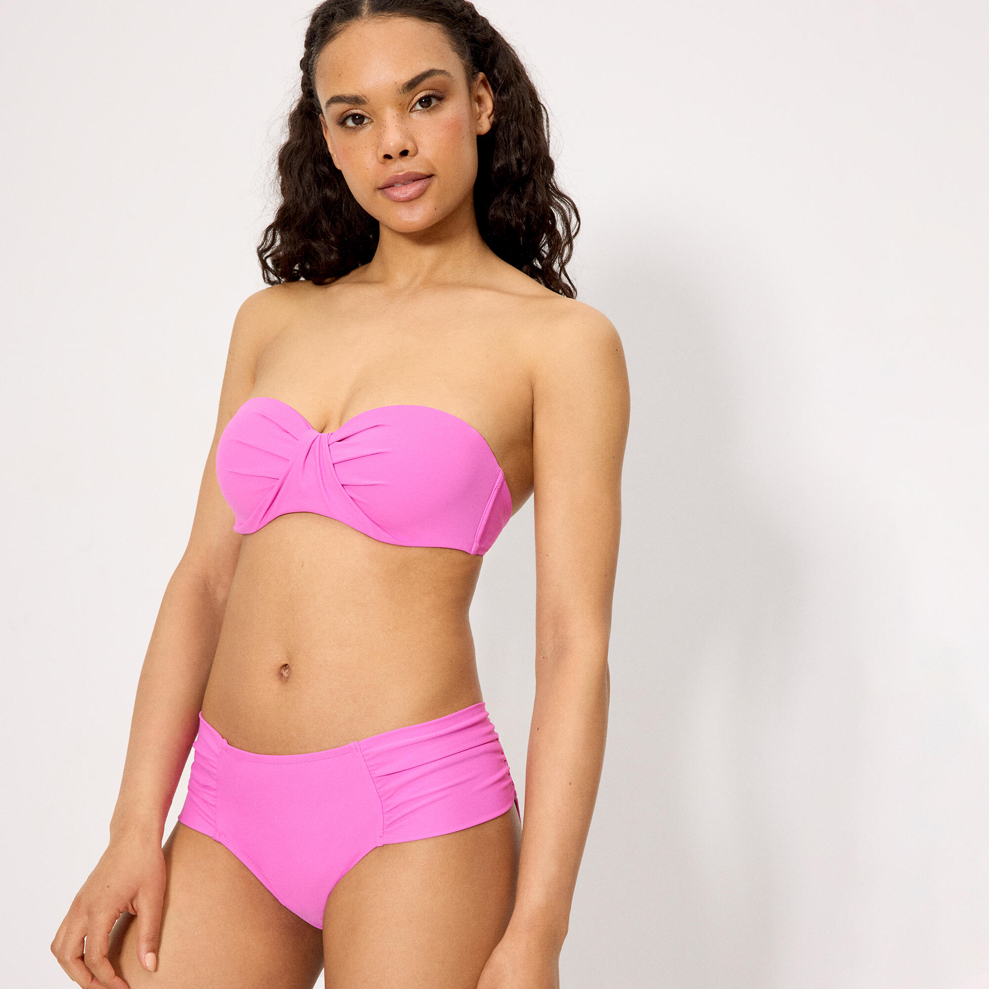 Braga bikini moldeadora midi rosa 3/4