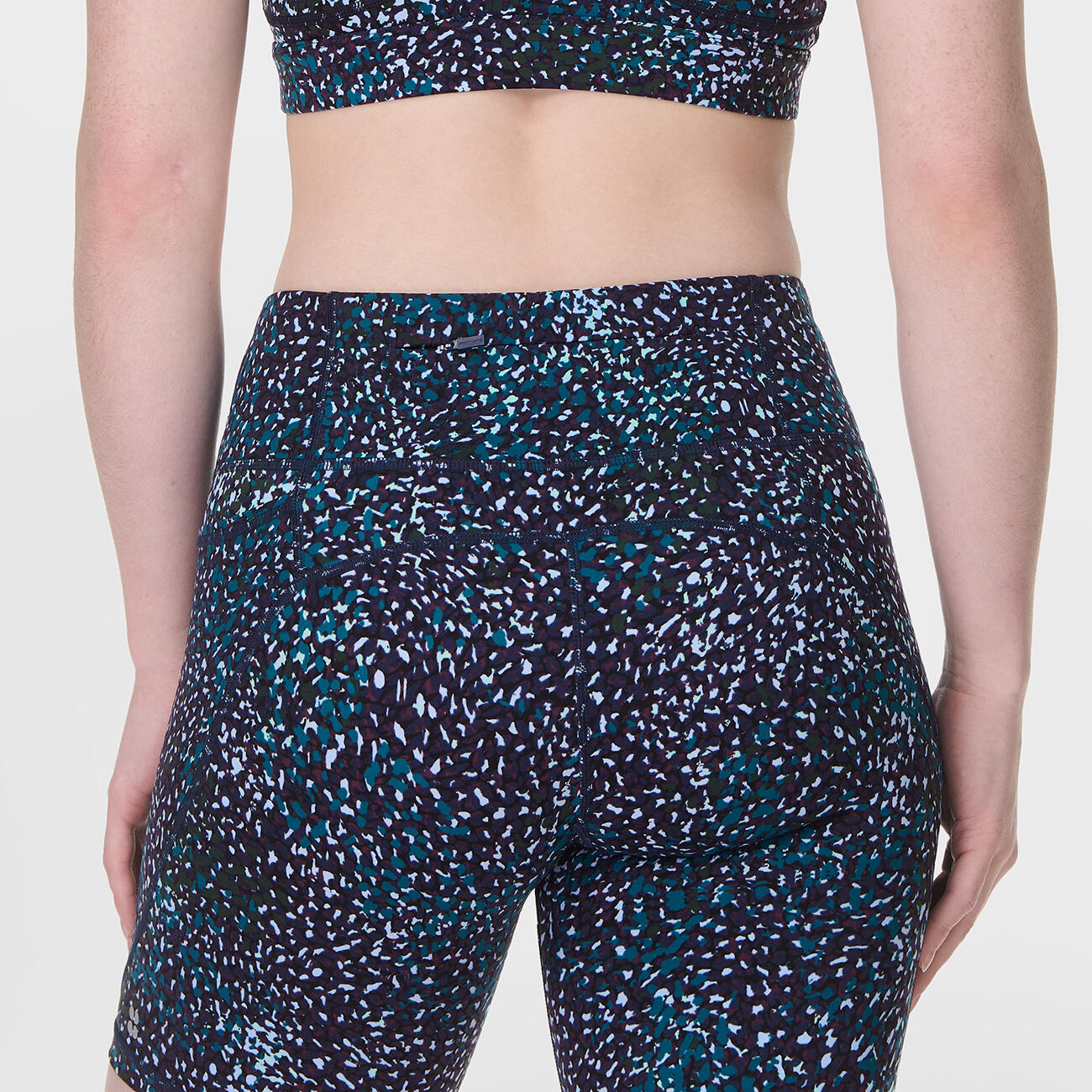 SWEATY BETTY Power Biker Shorts  BLAUWE AURORA PRINT XL 4/7