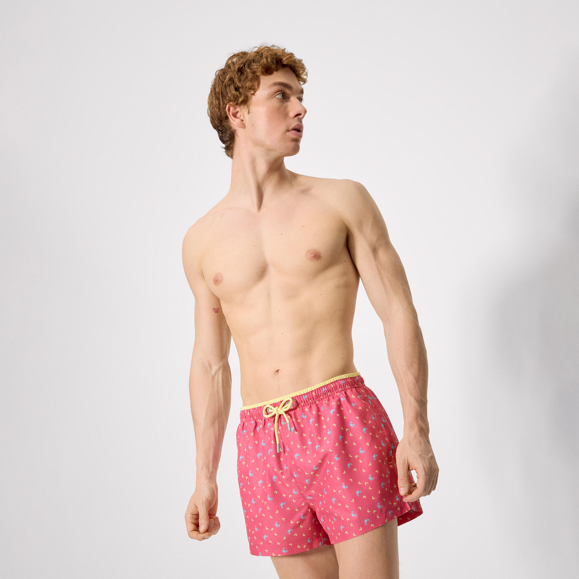 Bañador medio estampado cangrejos rosa 3/4