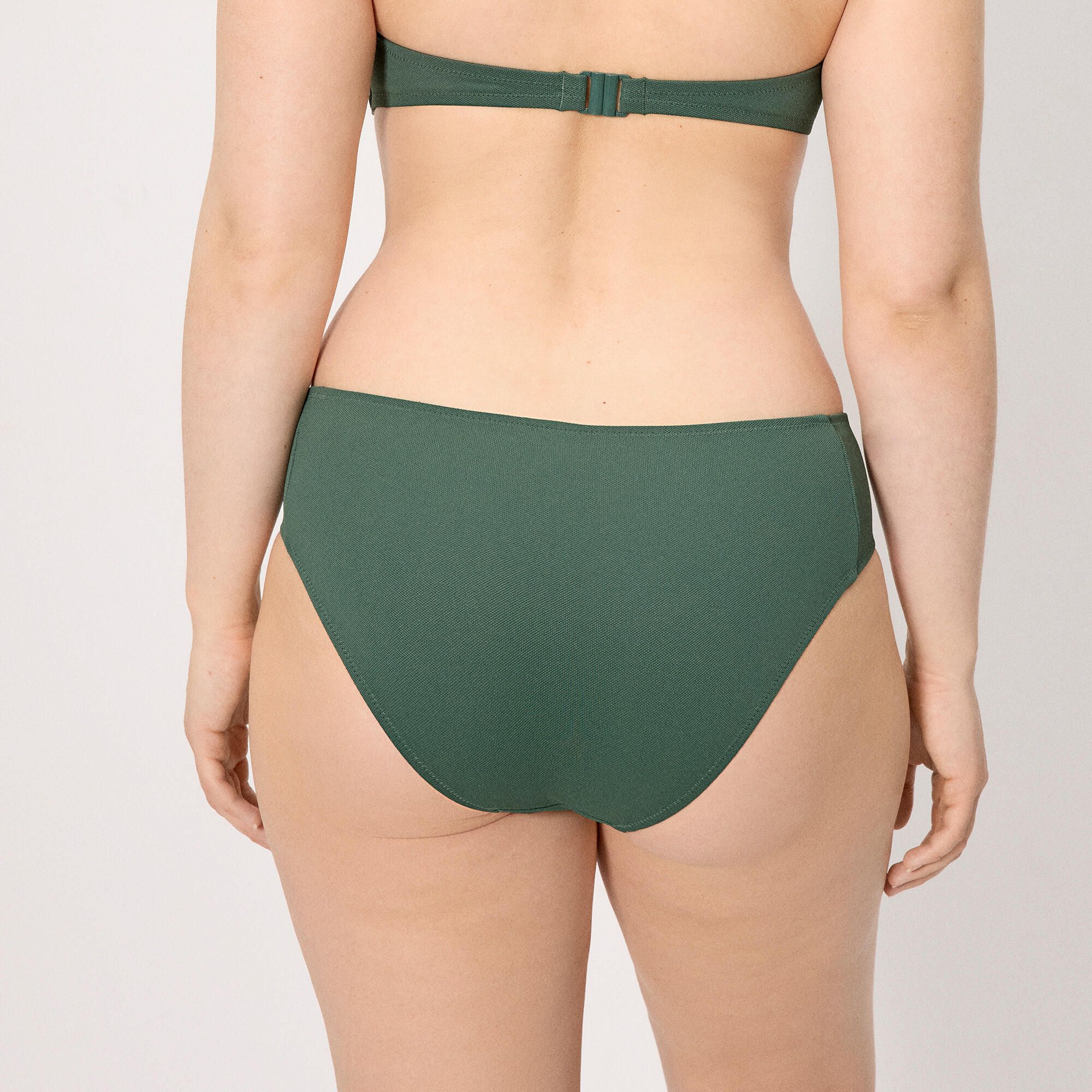 Calcinha midi modeladora de biquíni em micropiqué verde garrafa 2/4