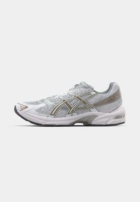 SCARPA UOMO ASICS GEL-1130