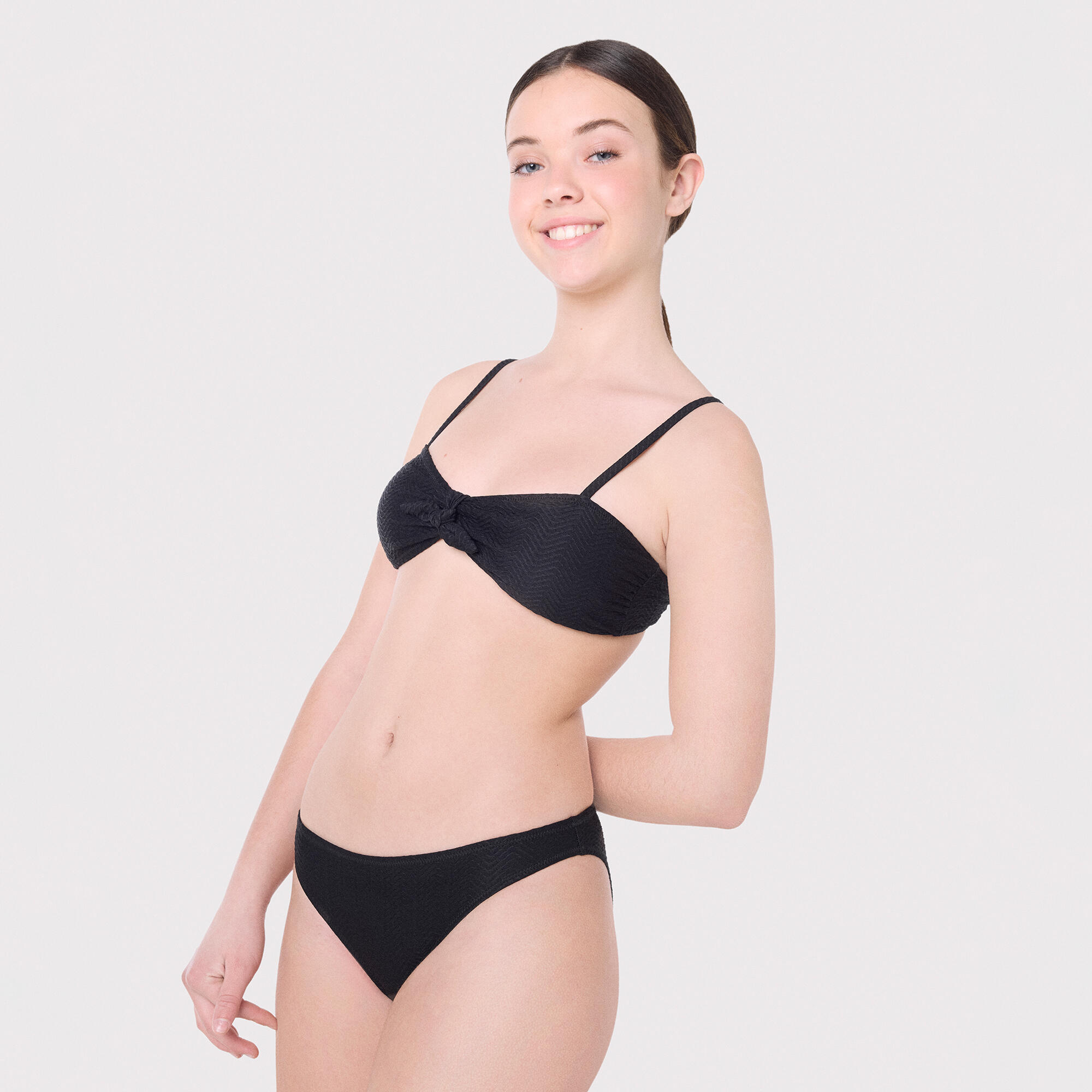 Braga bikini juvenil texturizada lisa negro 3/4