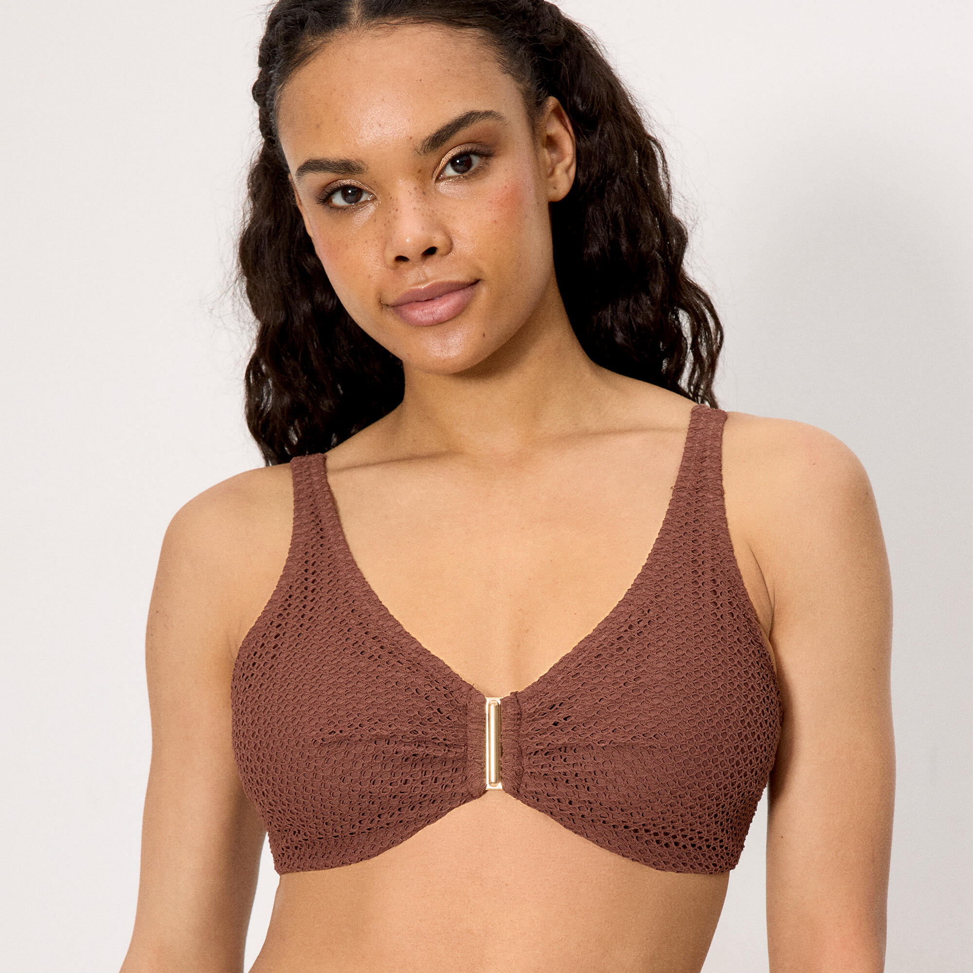 Haut de bikini marron ajouré minimisant, bonnet C 1/6