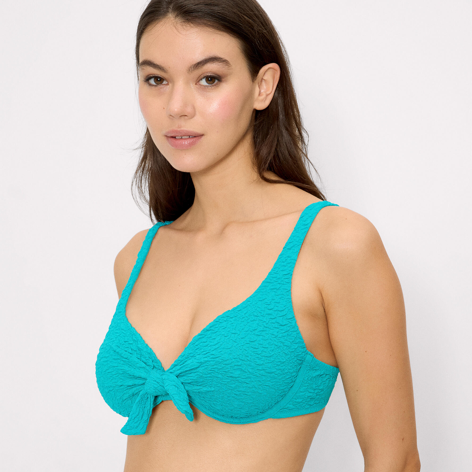 Haut de bikini amincissant texturé turquoise, bonnet C 3/4
