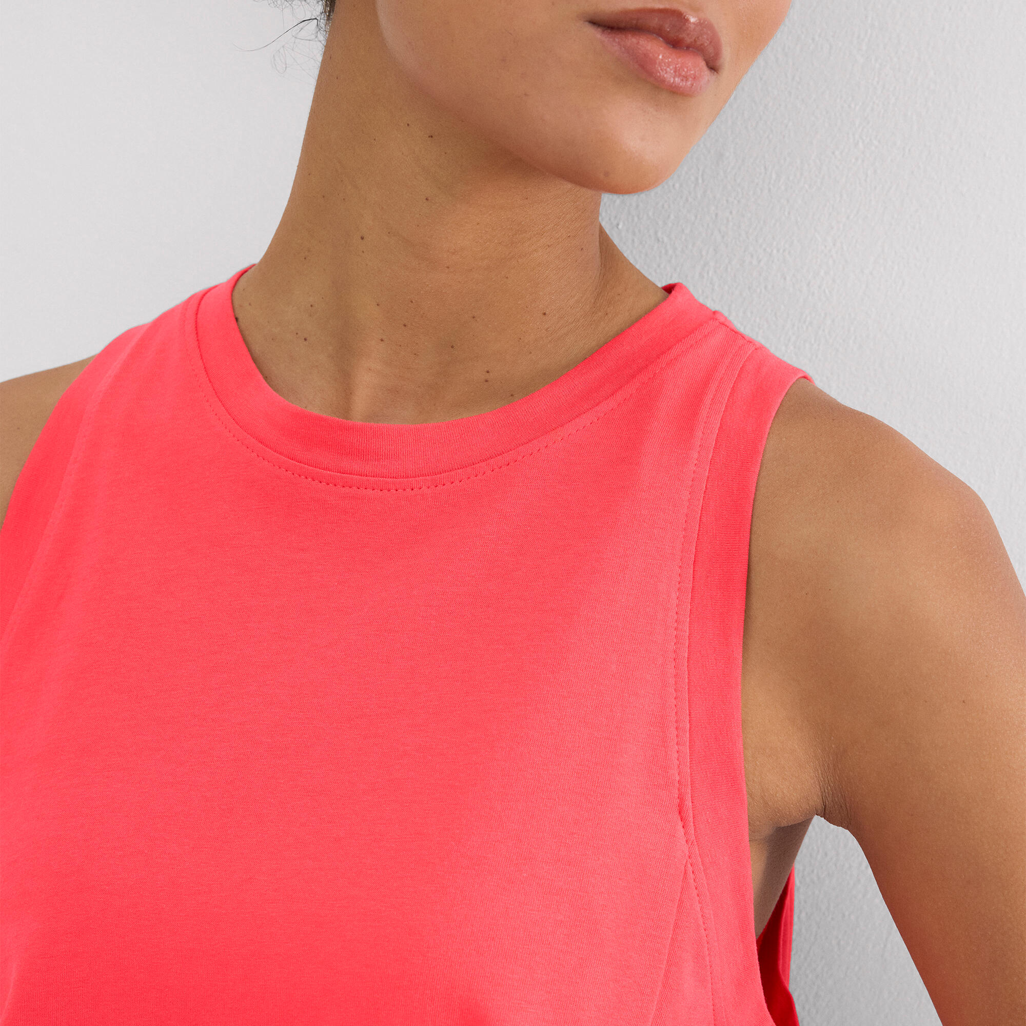 débardeur sport en coton corail 3/4