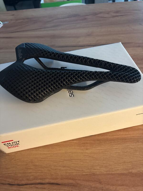 Entre Particuliers - Selle Italia SLR 3D Carbon L3 3/5