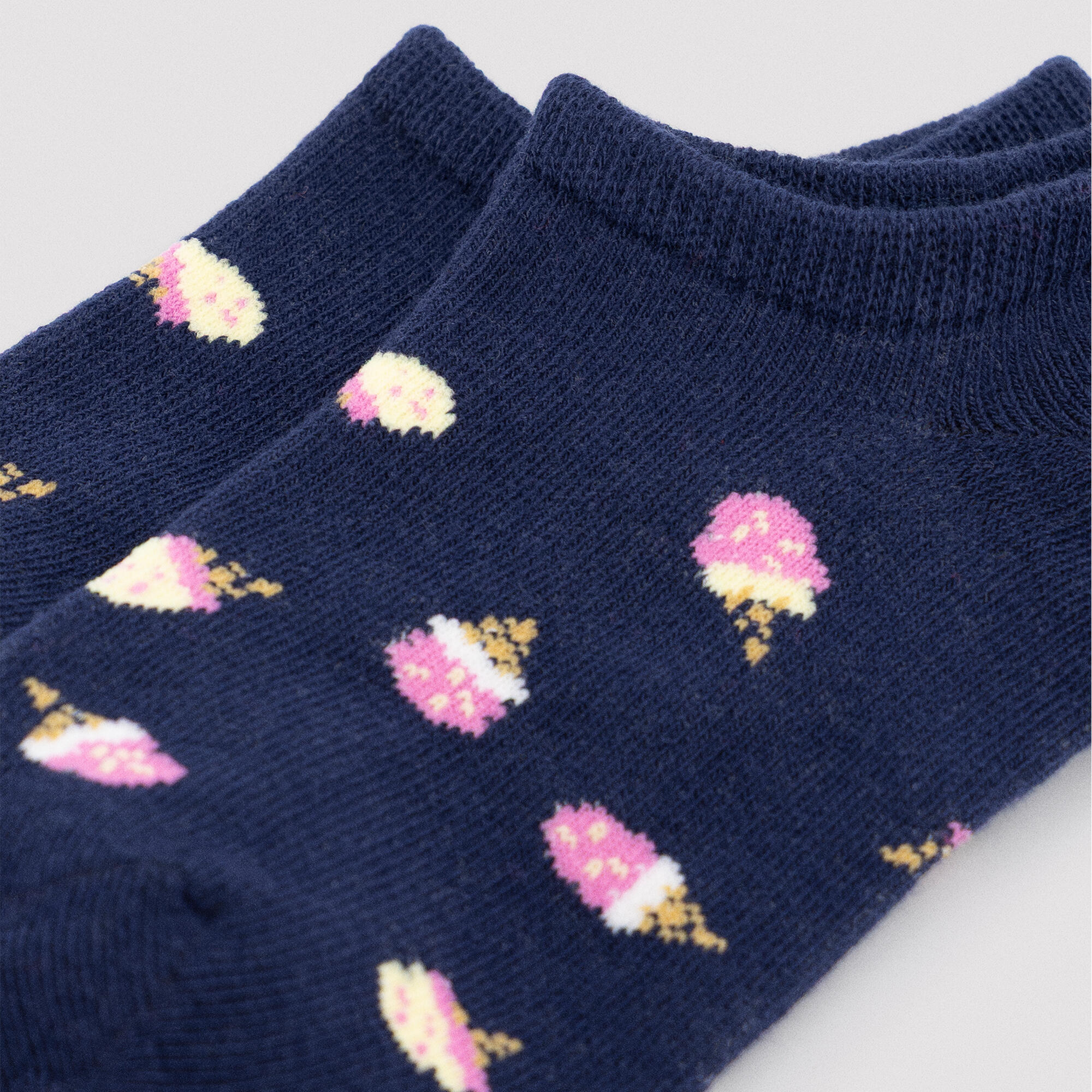 Lot de 4 chaussettes roses à motifs gourmands 3/7
