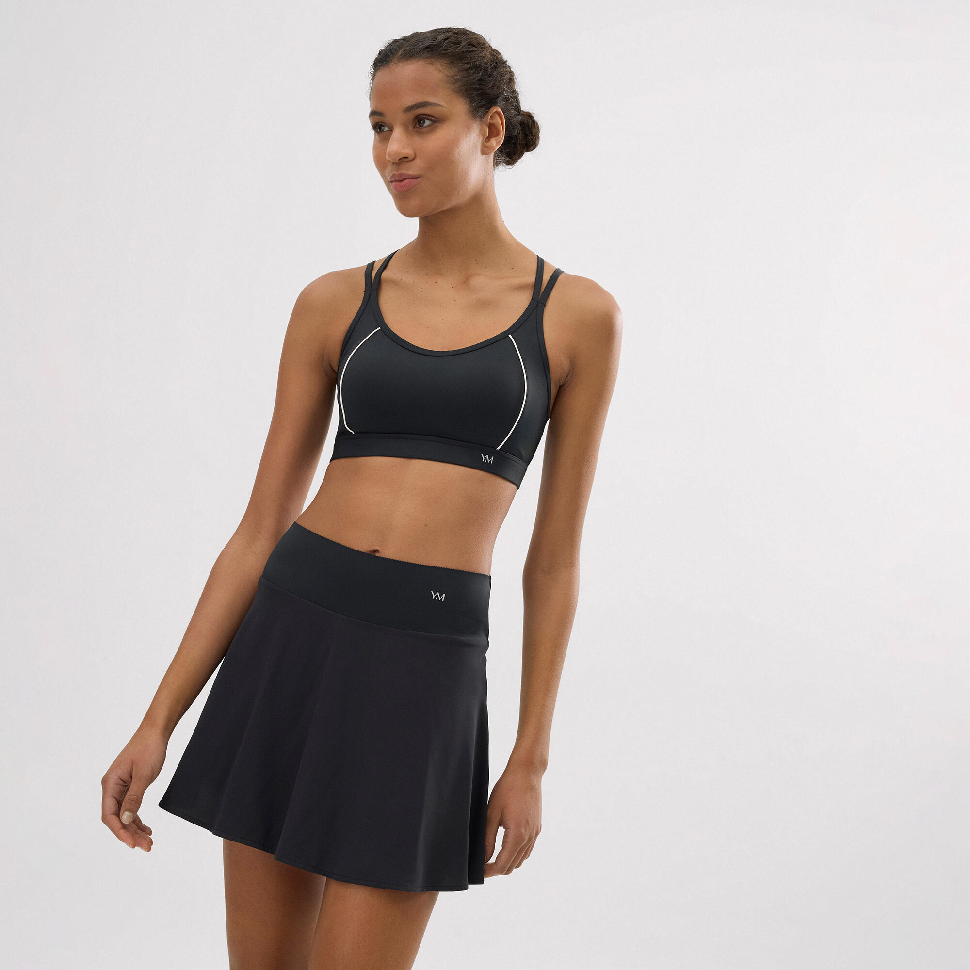 Falda deportiva Compressive con short y bolsillo interior negra 3/6