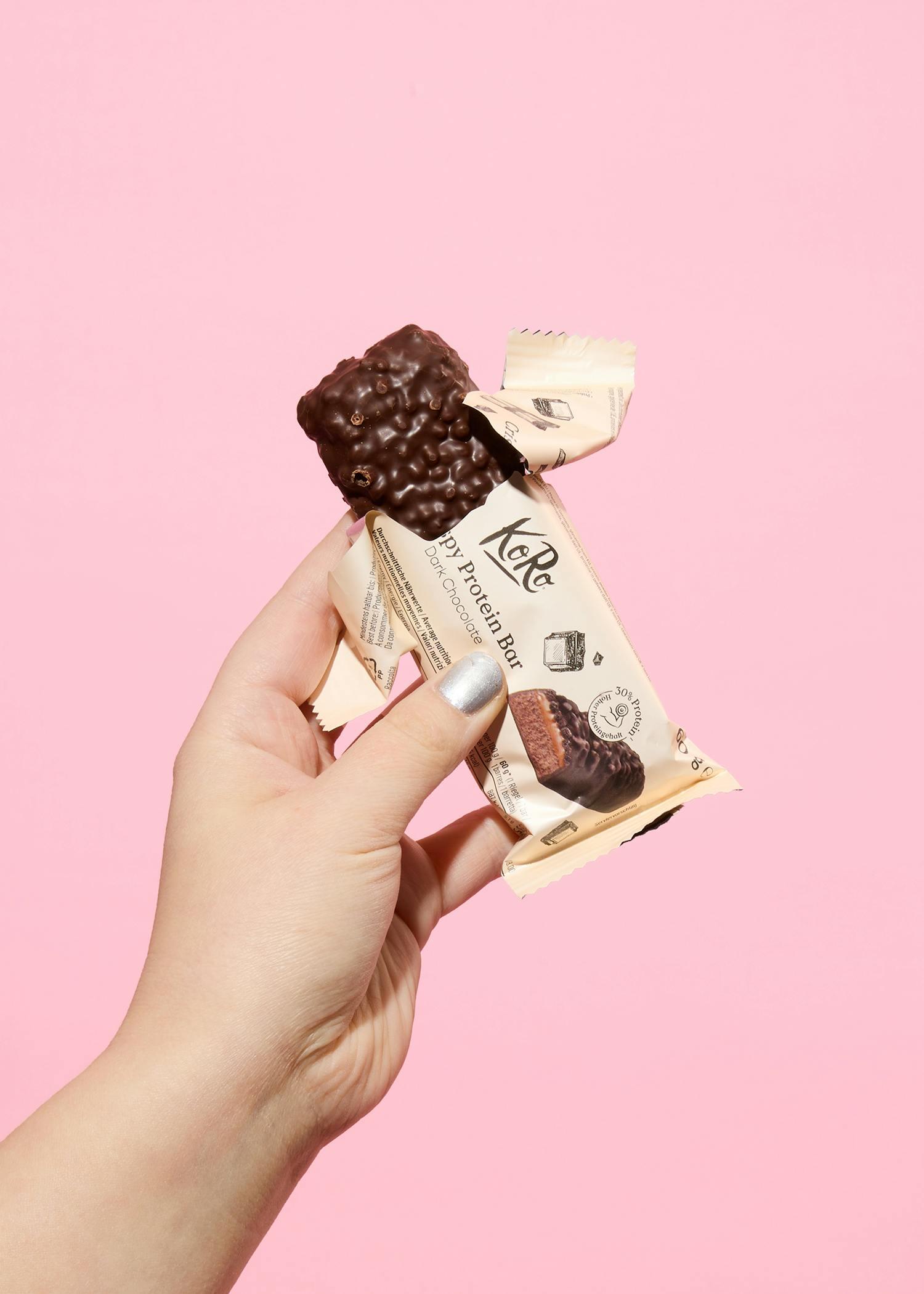 Barre protéinée crunchy au chocolat noir 12 x 60 g 6/6
