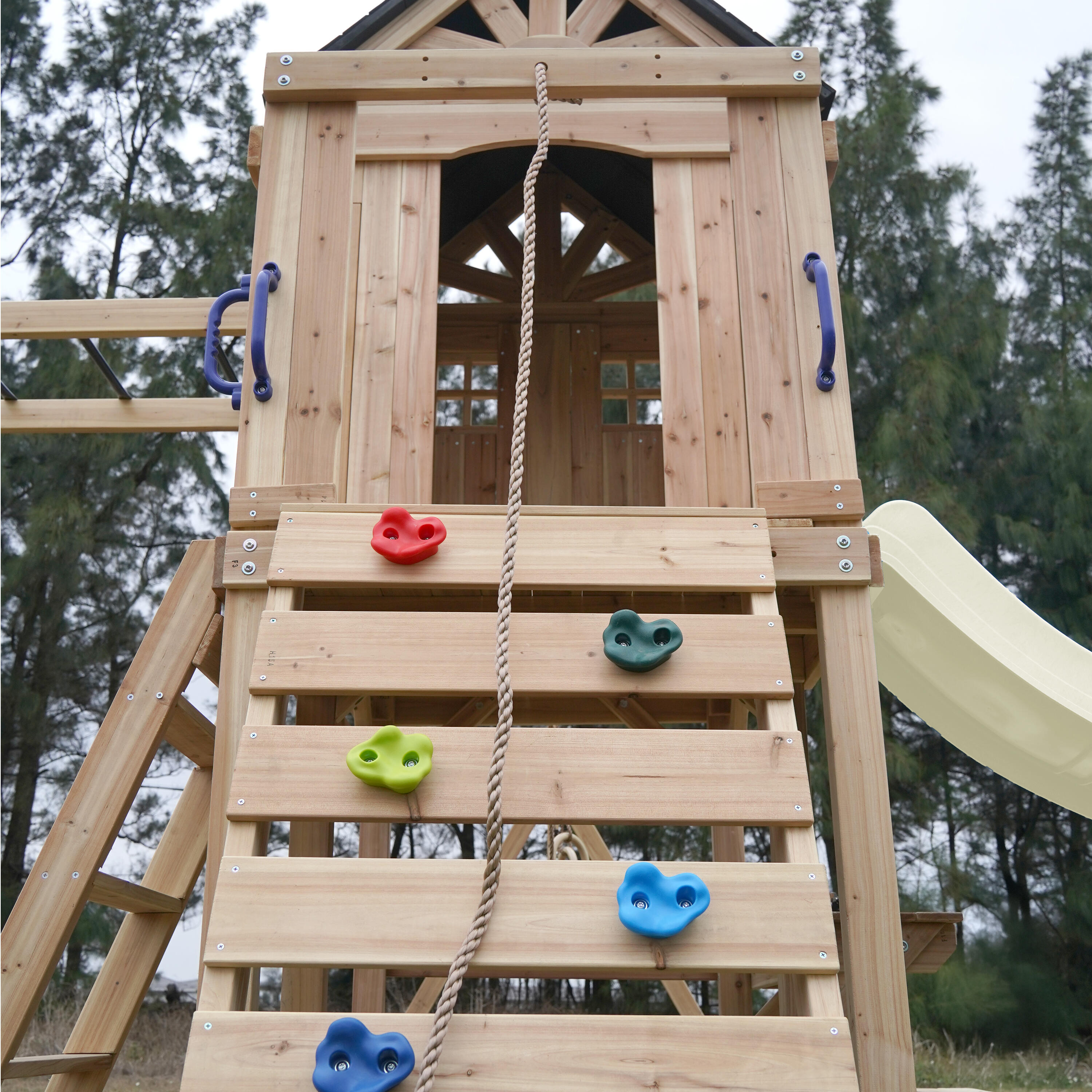Speeltoestel, AXI Duncan, 2 schommels, 1 glijbaan, hout, crème 7/7