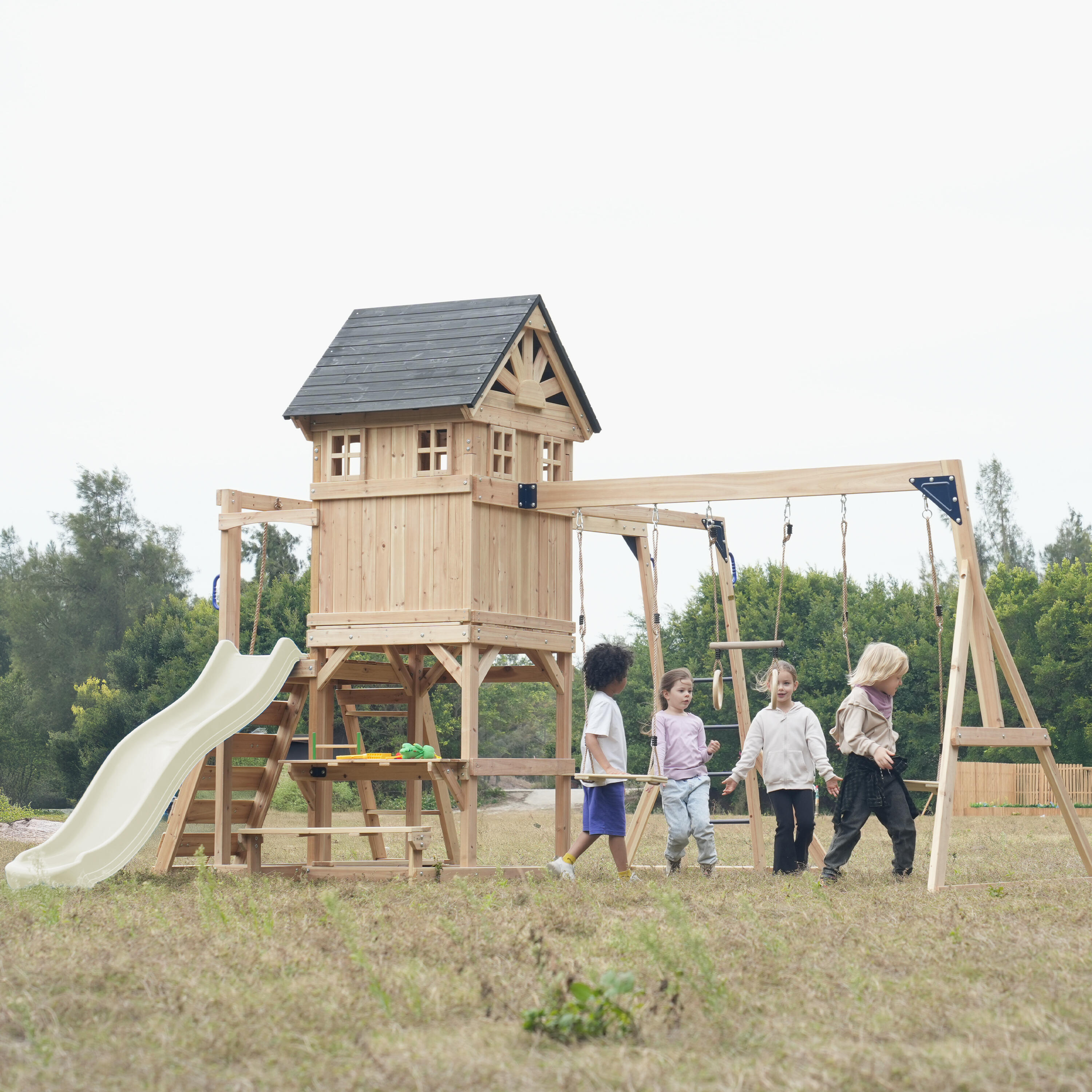 Speeltoestel, AXI Duncan, 2 schommels, 1 glijbaan, hout, crème 6/7