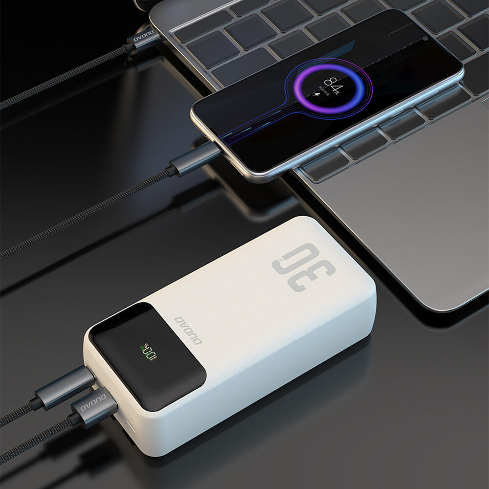 Power bank K15Max da 30000 mAh con cavi integrati 4/5