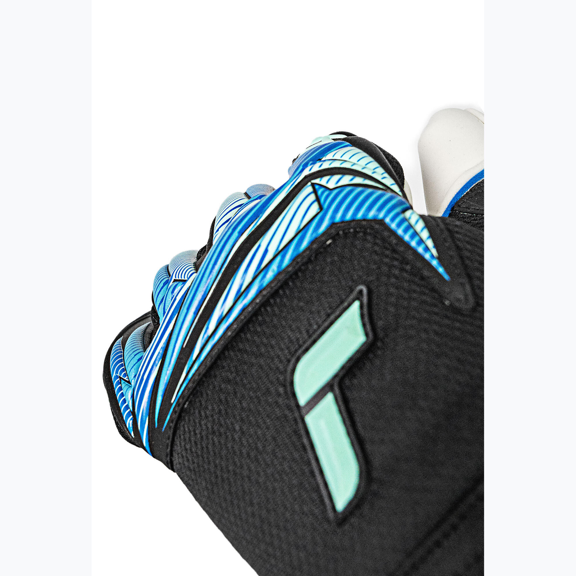 Rękawice bramkarskie Reusch Attrakt RE:GRIP NC black/ocean light 7/7