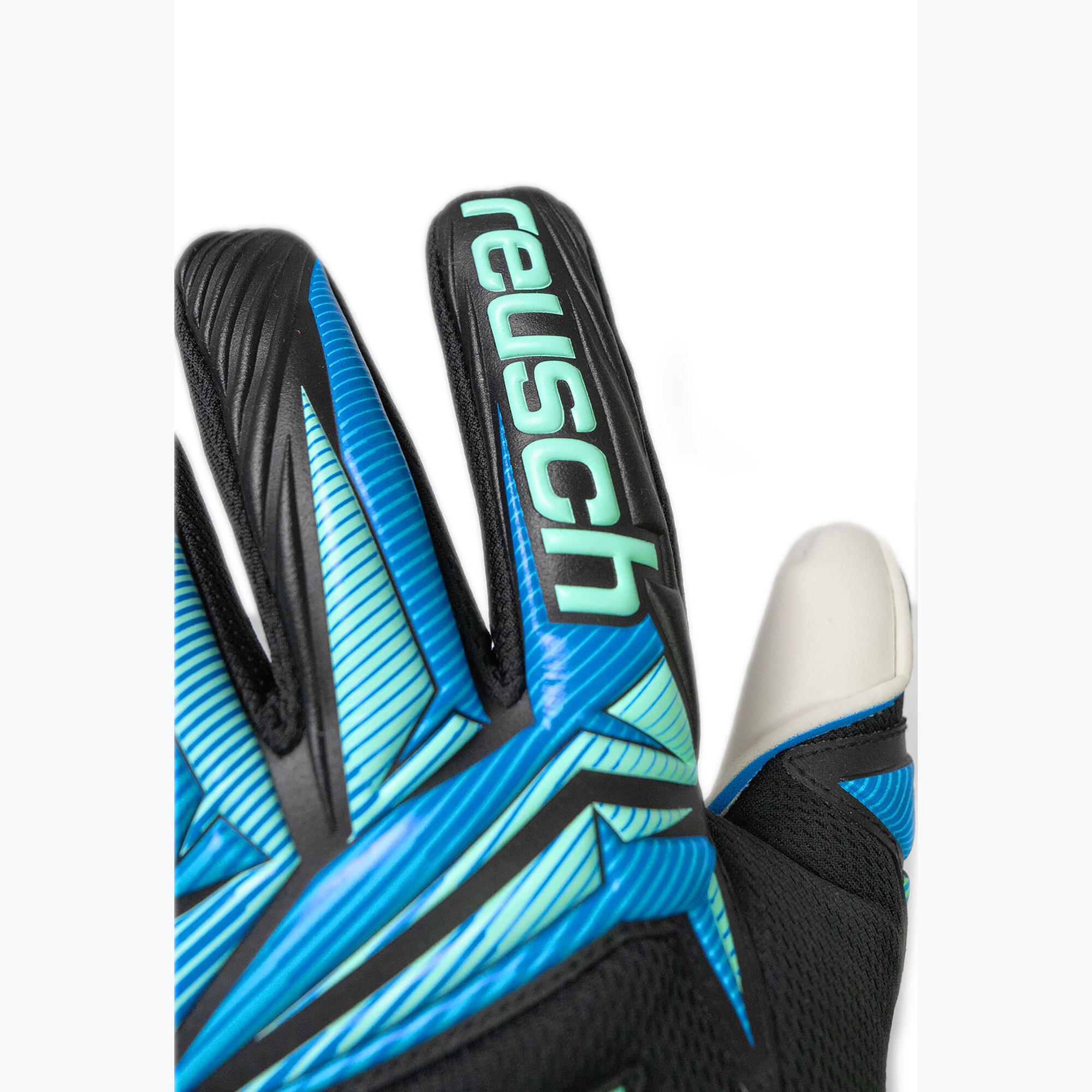 Rękawice bramkarskie Reusch Attrakt RE:GRIP NC black/ocean light 6/7