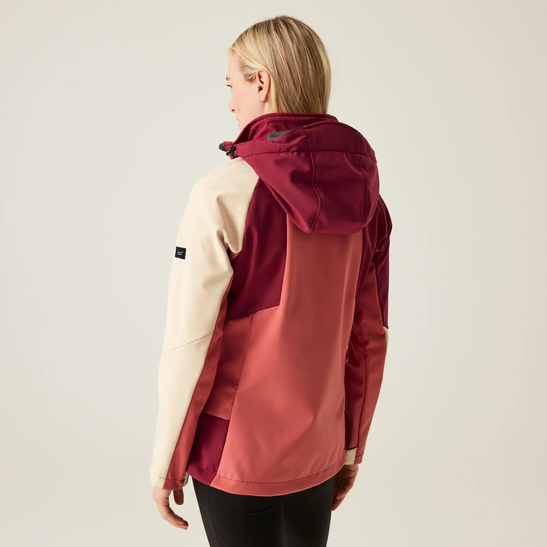 Veste à capuche softshell femme Regatta Desoto X 4/7