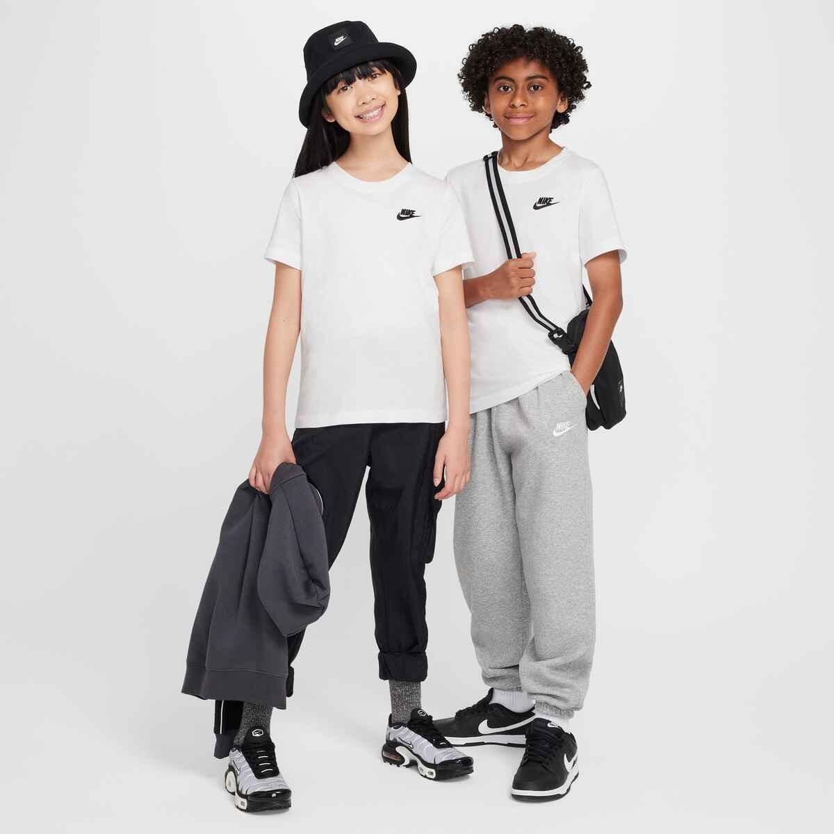 Camiseta Niño Nike NSW Emb Futura Blanco 4/4