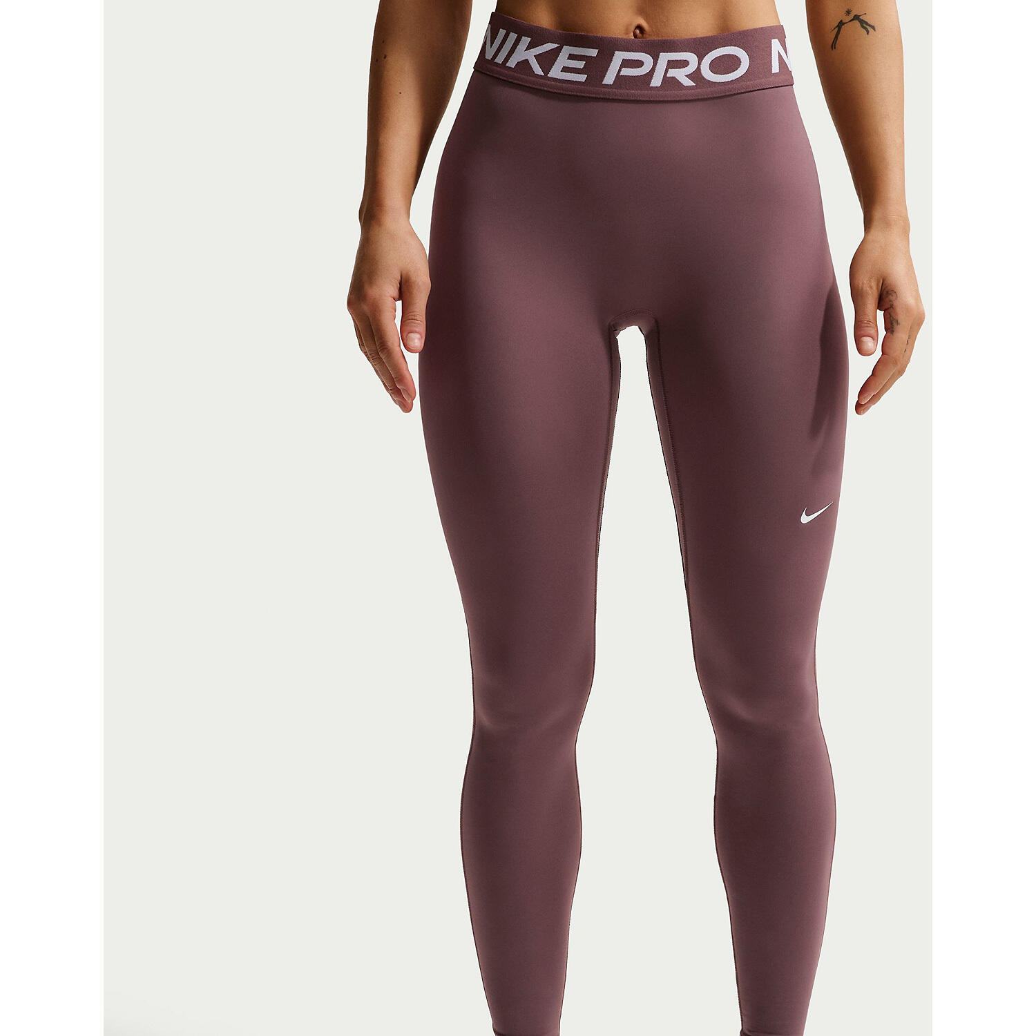 NIKE picture