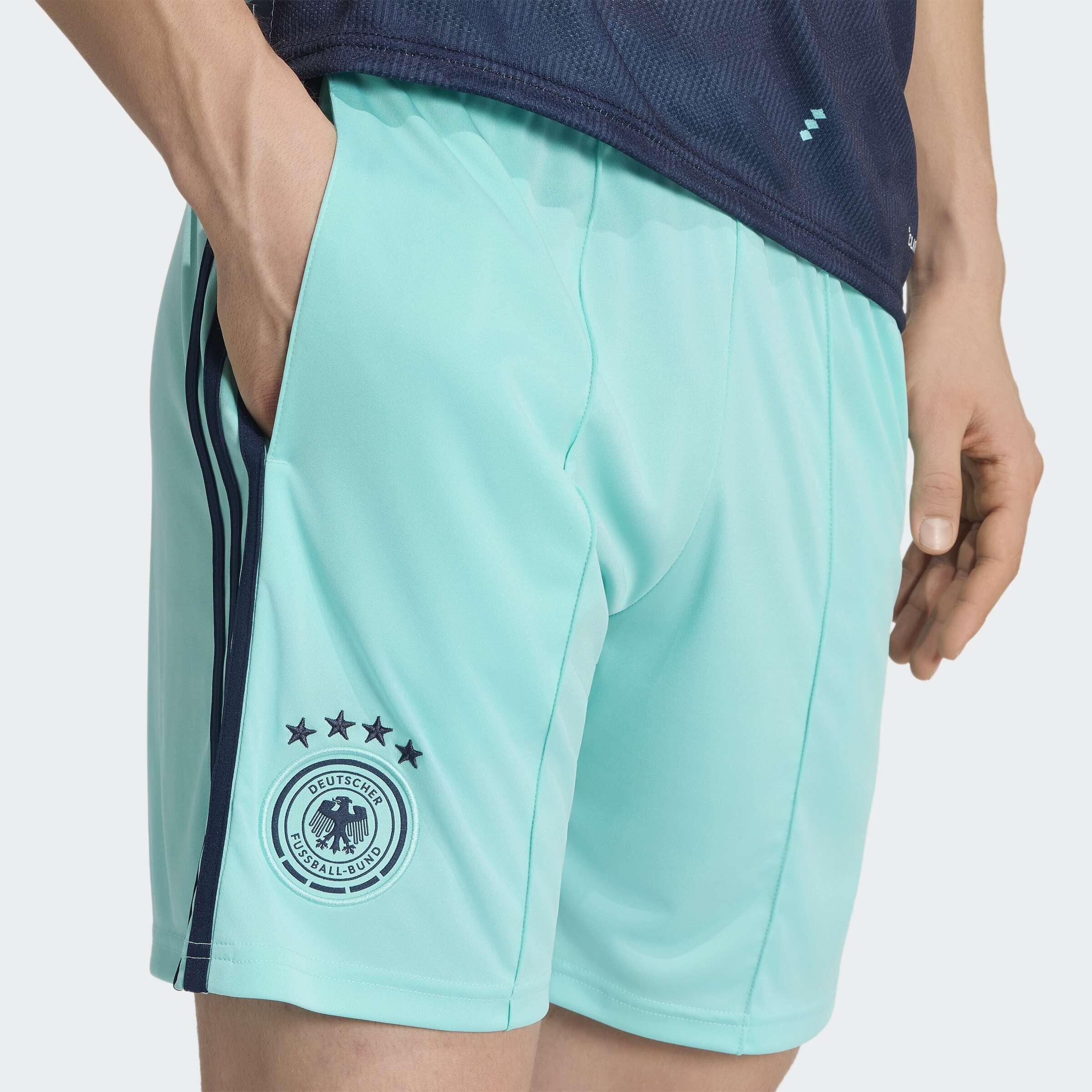 Short Away Germania 26 5/8