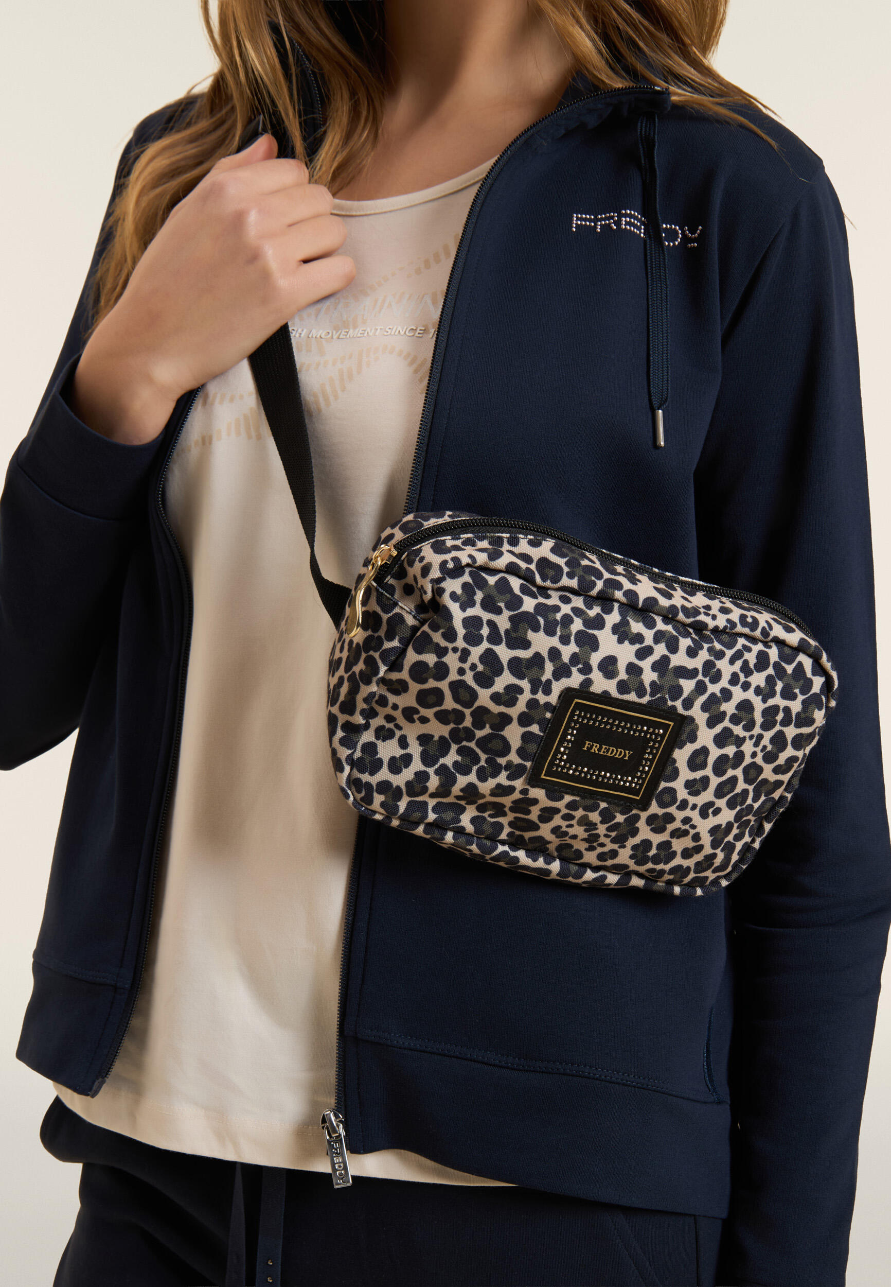 Borsa-Marsupio in canvas fantasia animalier 2/5