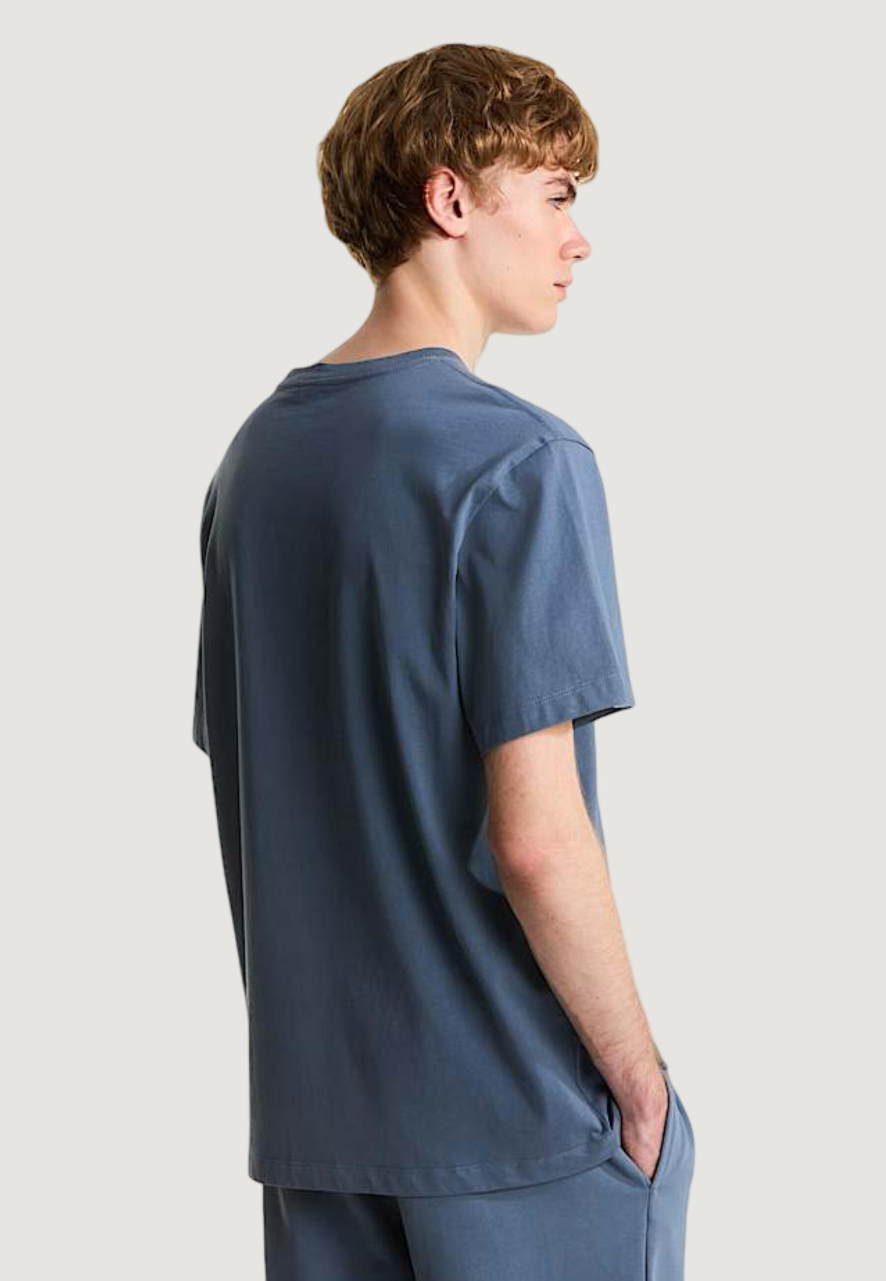 T-shirt maniche corte Uomo M ESSENTIAL CENTER LOGO RELAXED SHORT SL Grigio 3/5