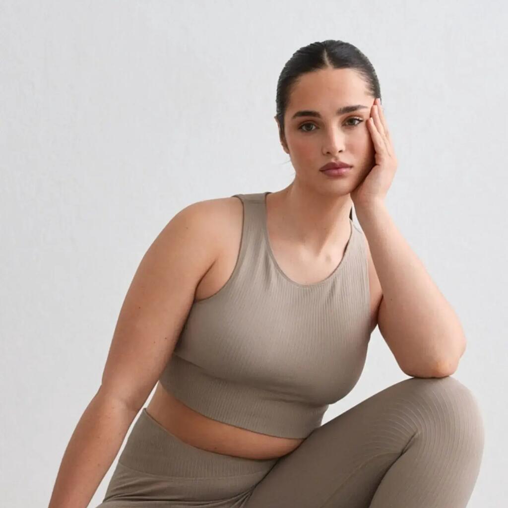 Women's Crop Top Ribbed Seamless Medium Support Removable Pads Dark Clay Beige
