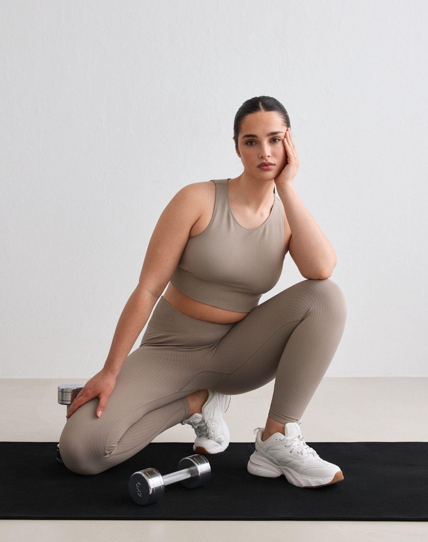 Top Corto Mujer Acanalado Sin Costuras Soporte Medio Copas Extraíbles Beige 4/5