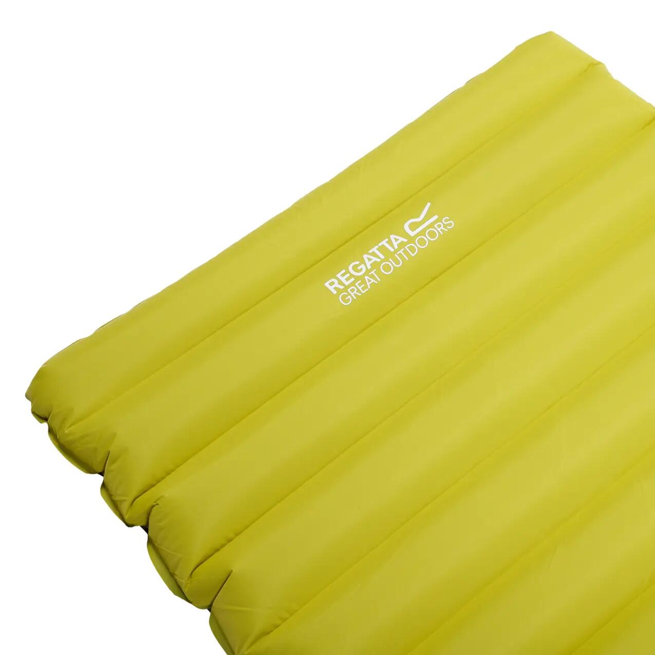 Matelas gonflable Regatta Dax Featherlite 6/6