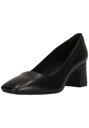 Pumps Fernie Court
