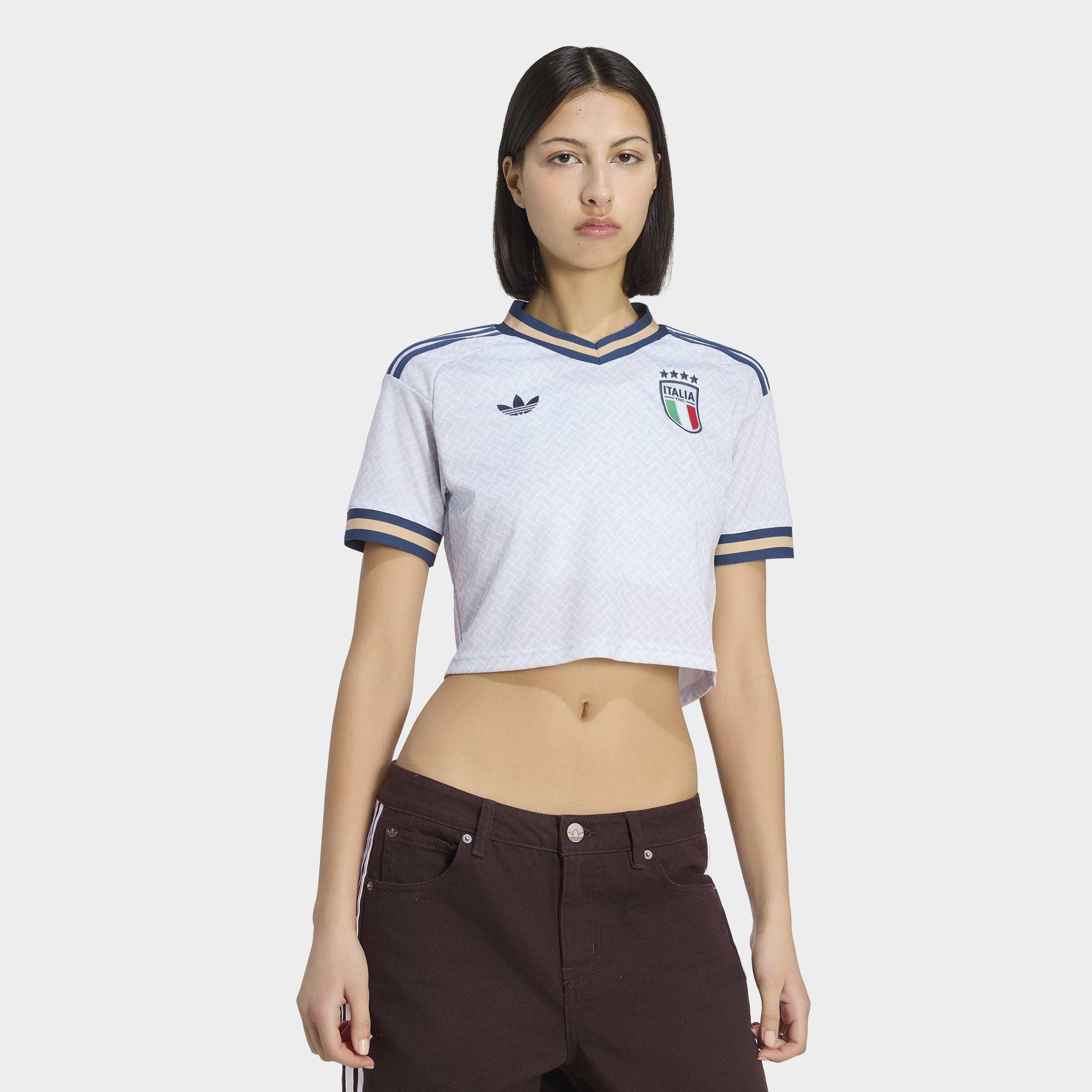 Italy 26 Away Cropped Jersey | Decathlon