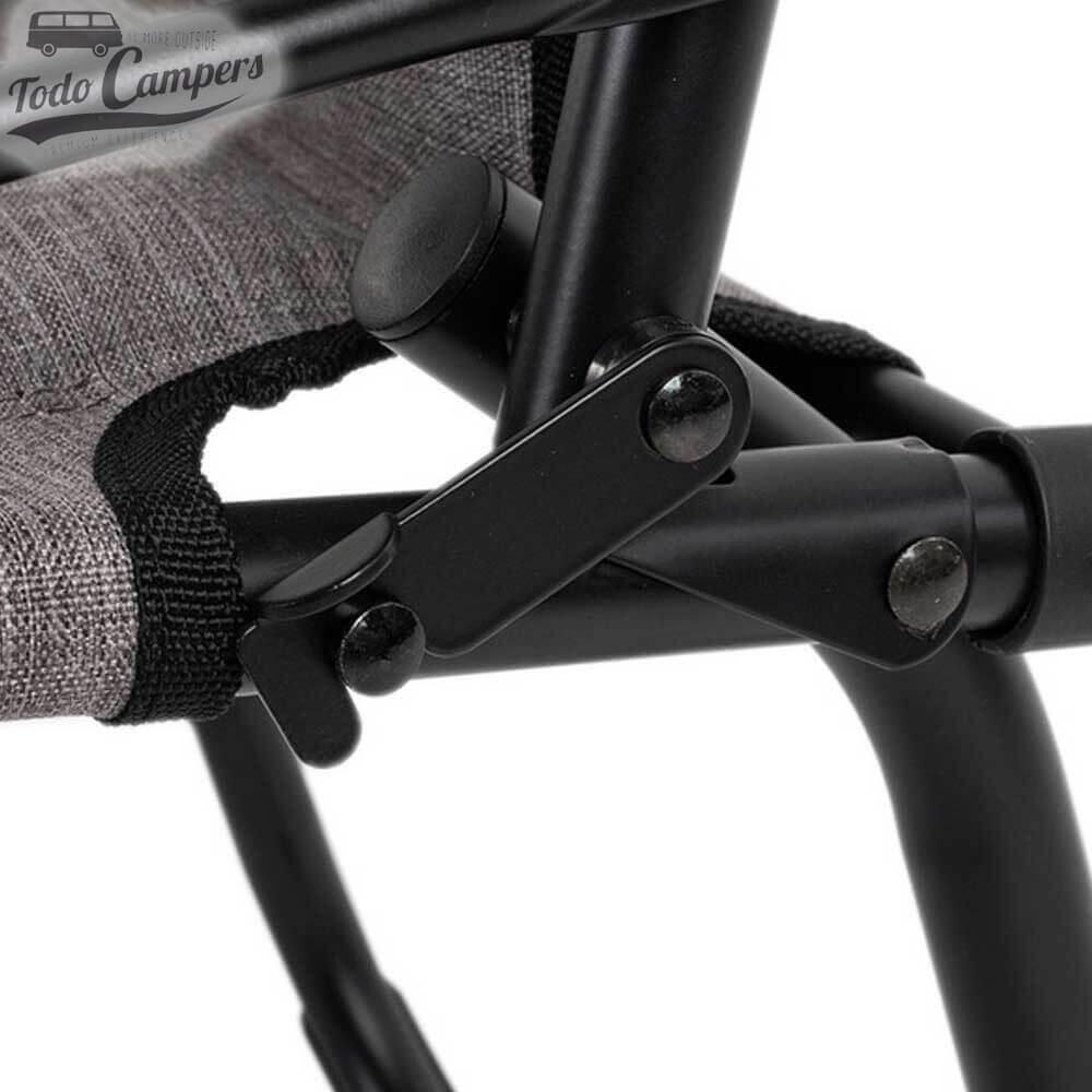 Silla plegable Holiday Travel gris jaspeado con reposabrazos de bambú 3/5