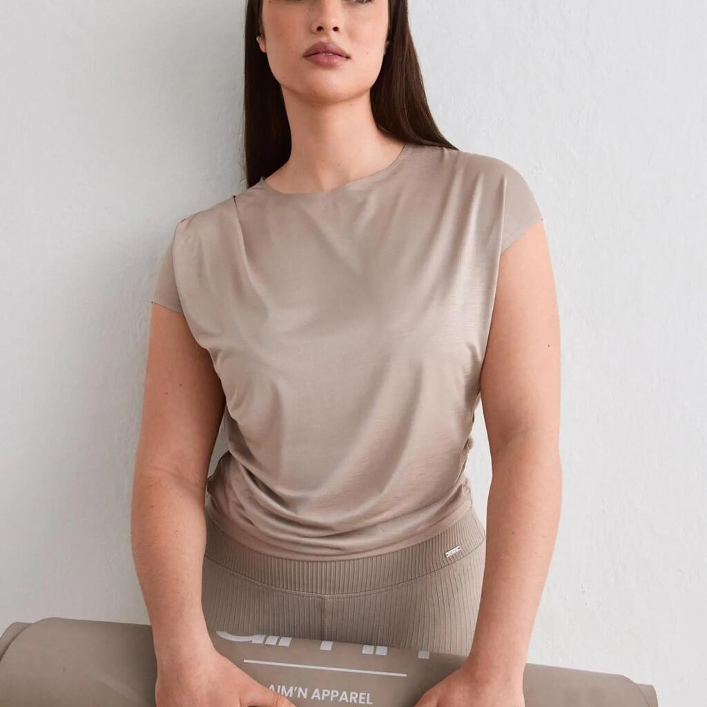 Women's T-Shirt Lightweight Moisture-Wicking Luminous Draped Short Sleeve Beige