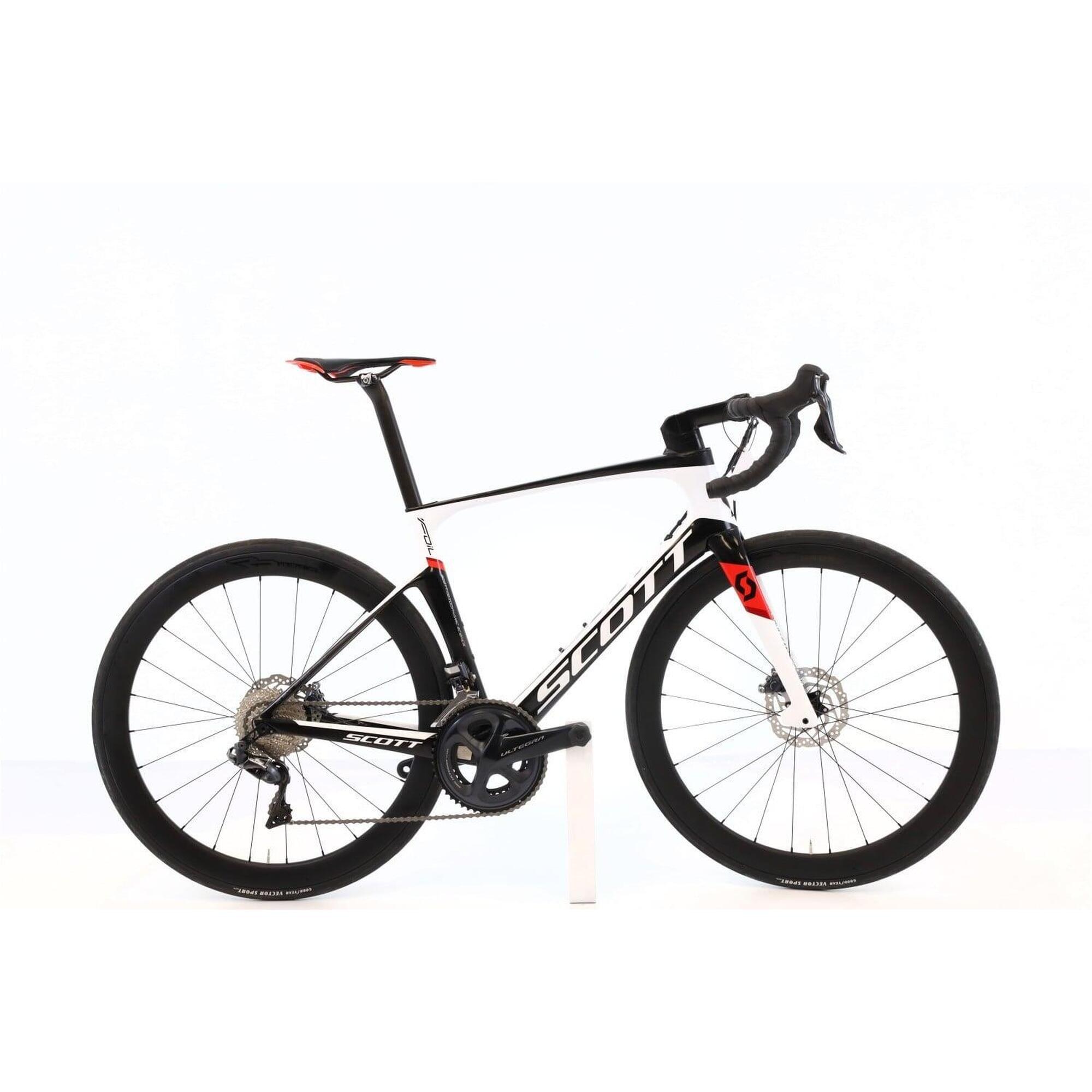 SCOTT 2ND LIFE - Silniční kolo Foil 10 Di2 11V 11 rychlostí