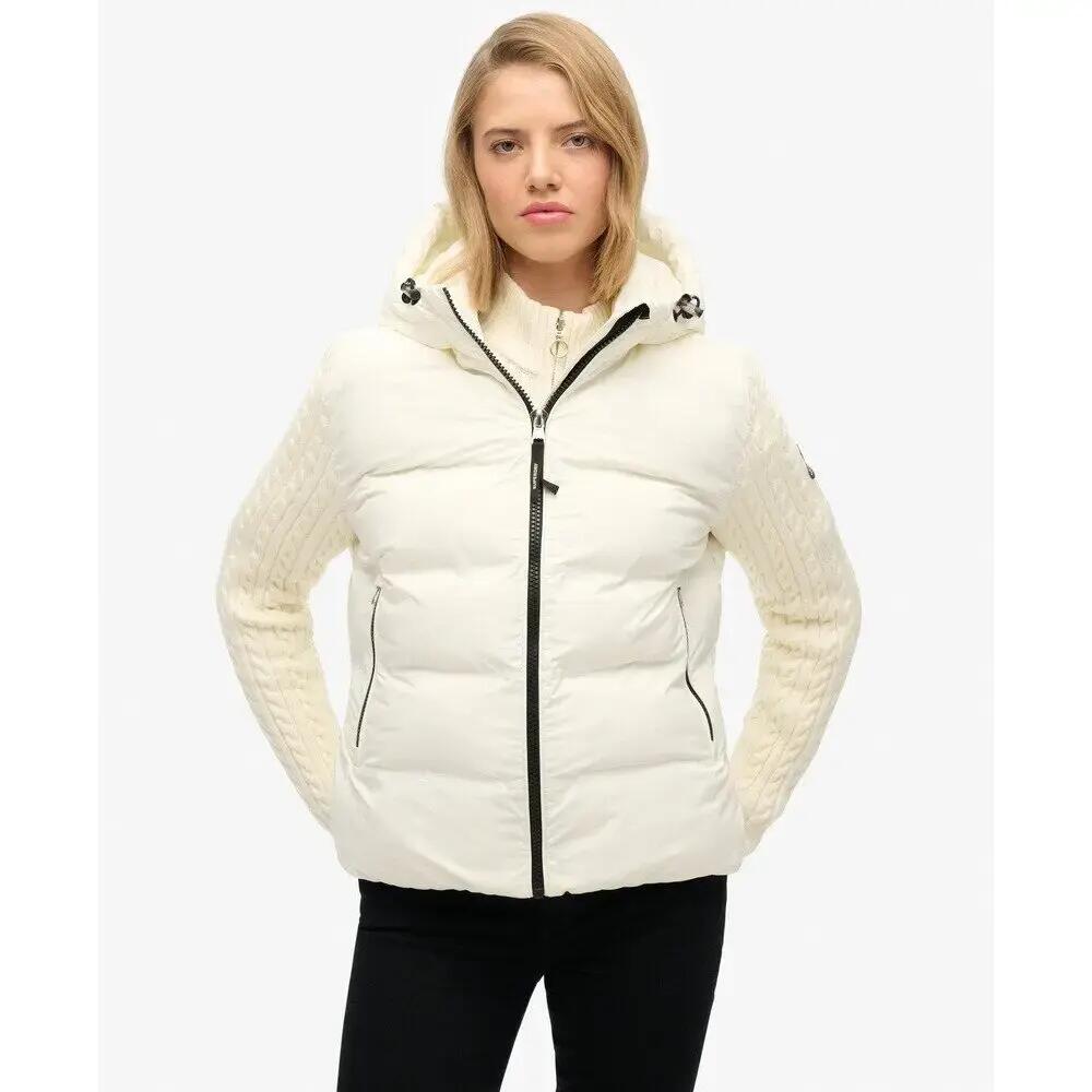 Chaqueta acolchada con capucha y mangas de punto para mujer Superdry 2/7