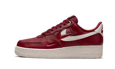 Sportschoenen air force 1 '07 premium team red history of logos