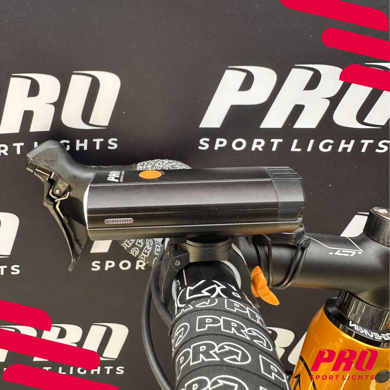 Kit d'éclairage vélo phares LED de 1 200 et 120 lumens 2/7