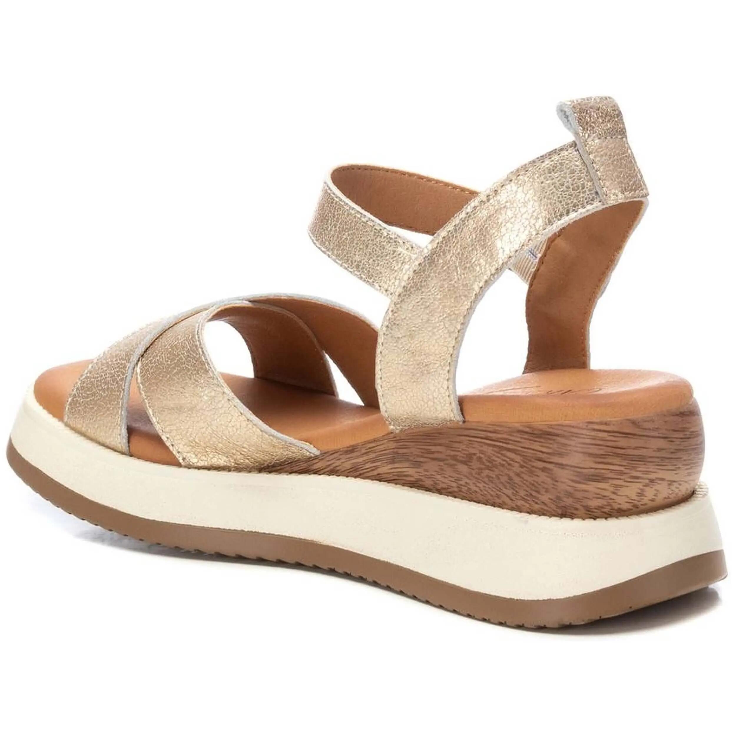 Sandalias Carmela modelo 161611-ORO para mulheres 3/4