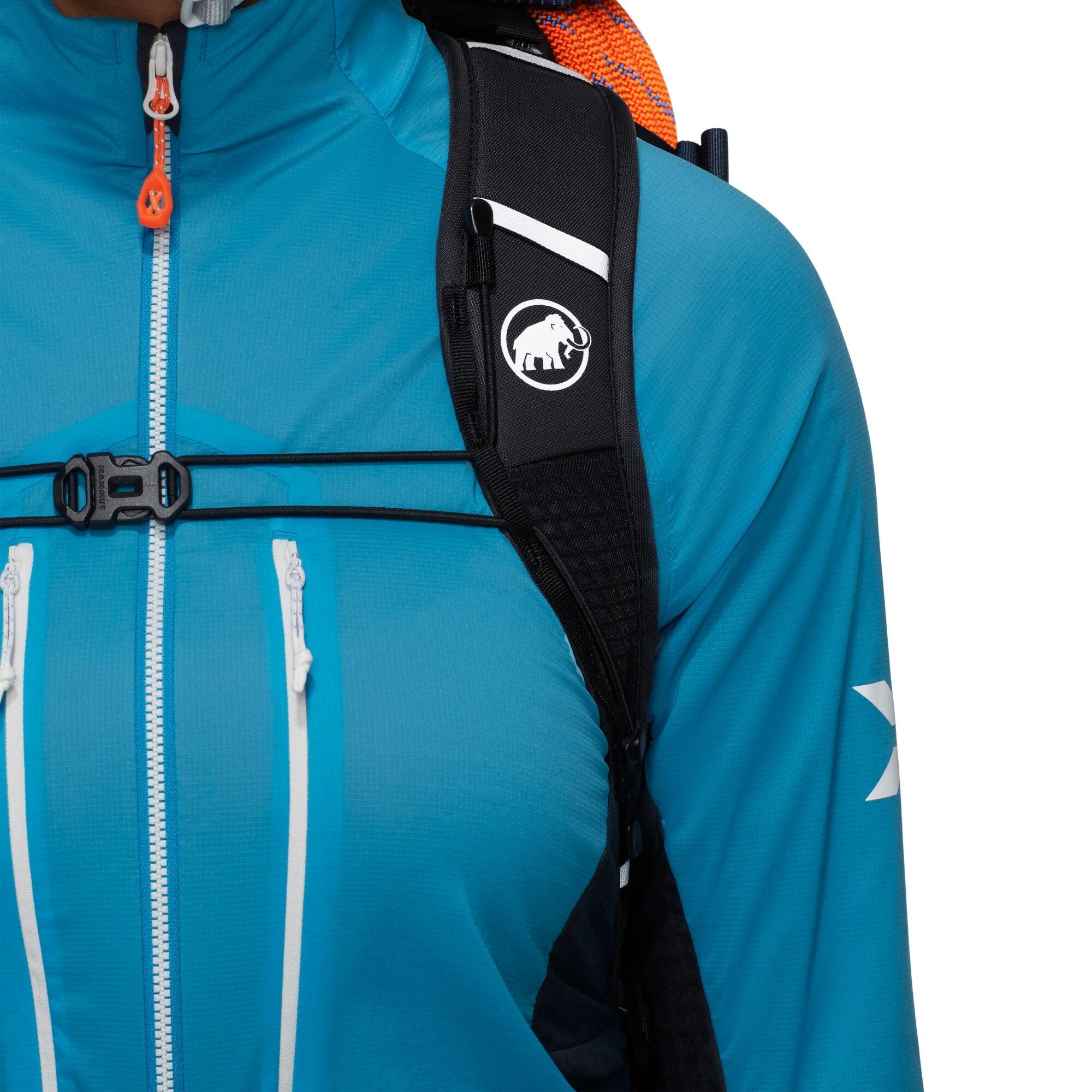 Sac à dos d'escalade Mammut Trion 38 W 38L léger recyclé roll top accès latéral 6/7