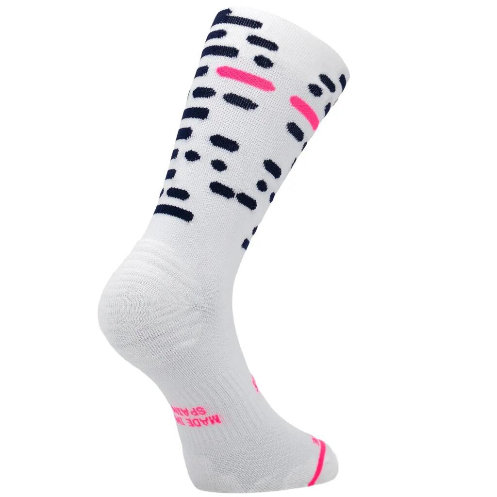 RHYTHM WHITE - RUNNING SOCKS