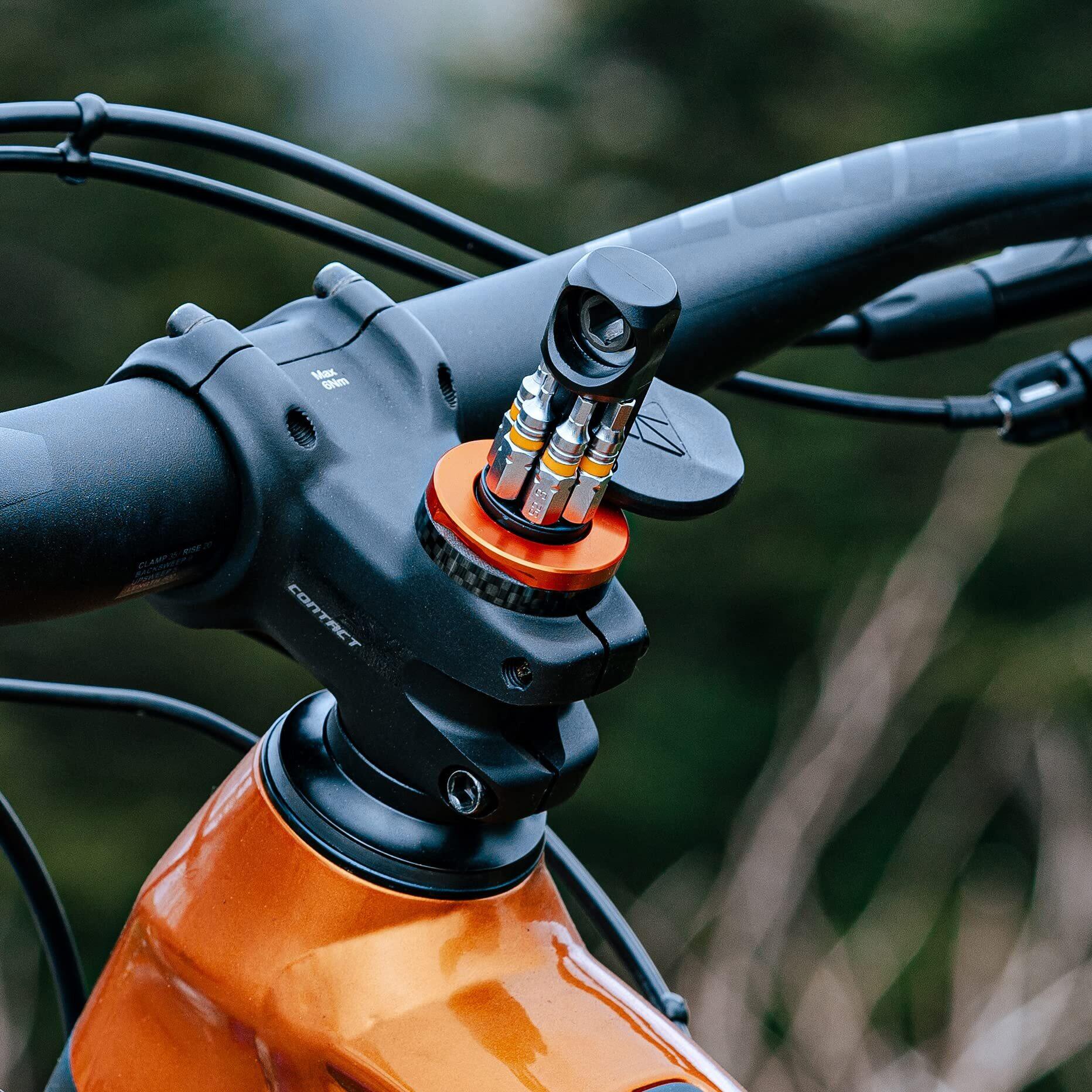 Kladívkový směrový multi-nástroj pro kuželový pivot Granite Design Stash RT 4/4