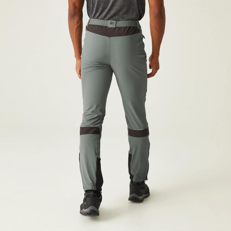 Pantalon Regatta Mountain III cu caracteristici excelente