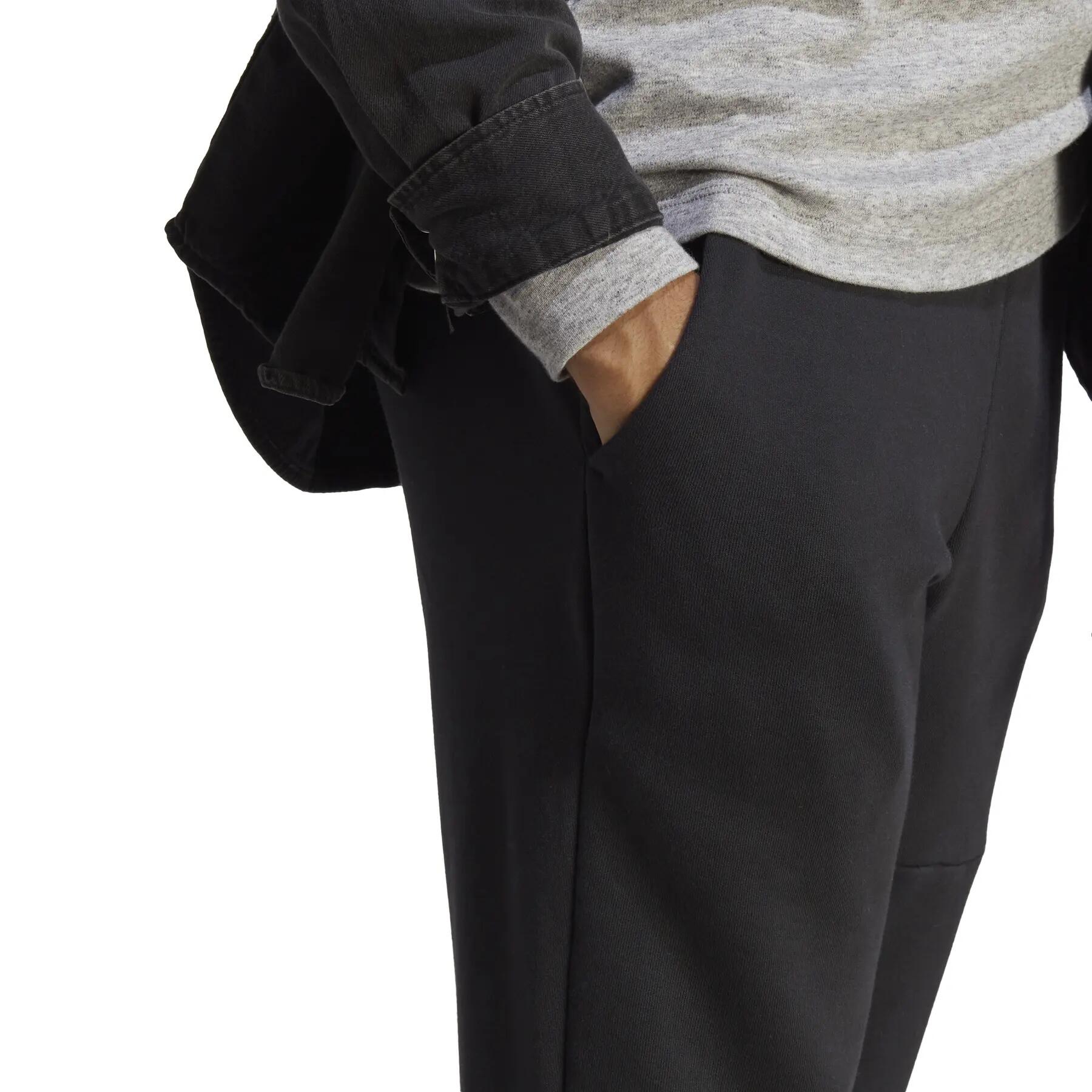 Essentials French Terry Tapered Cuff Logo Hose 7/7