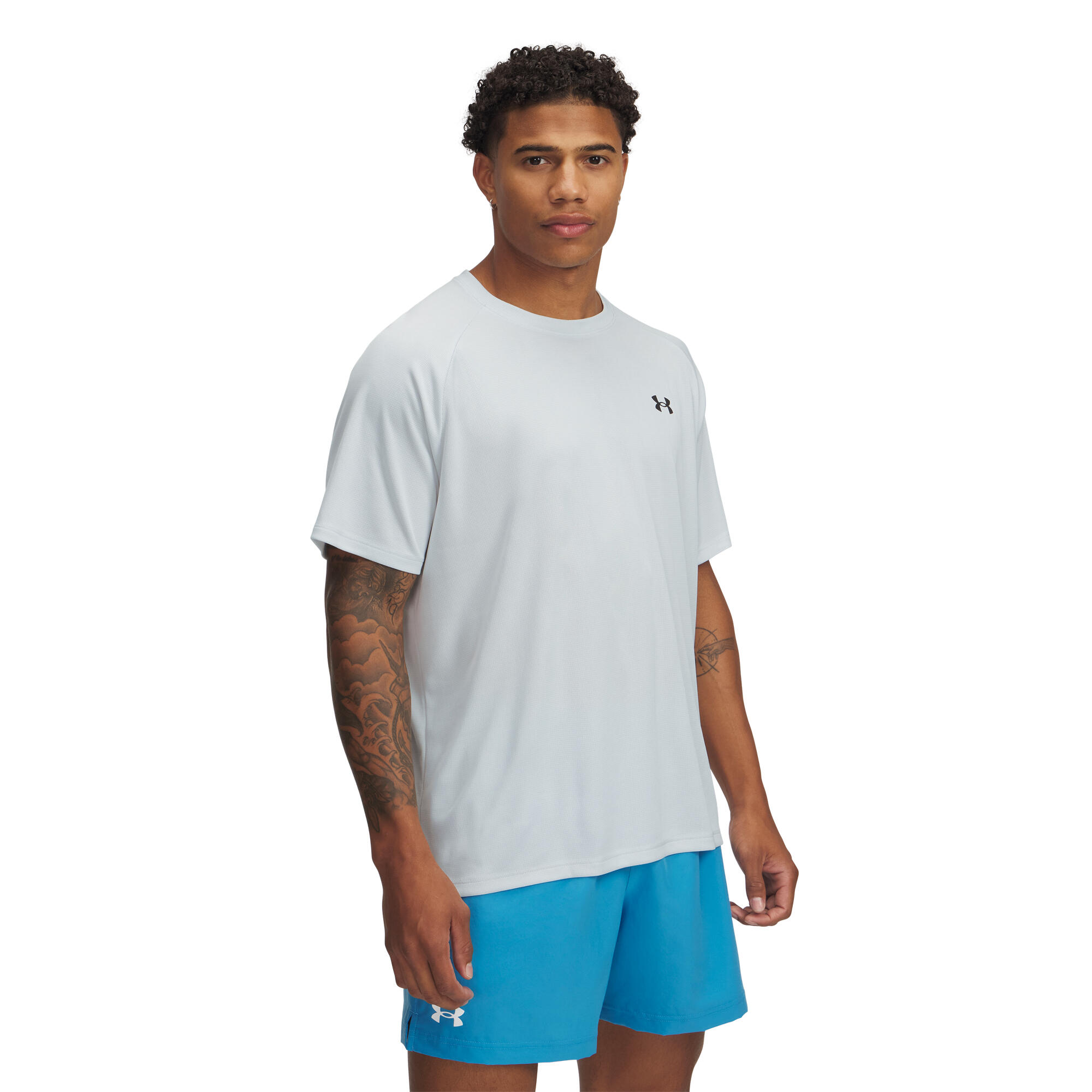 UNDER ARMOUR picture