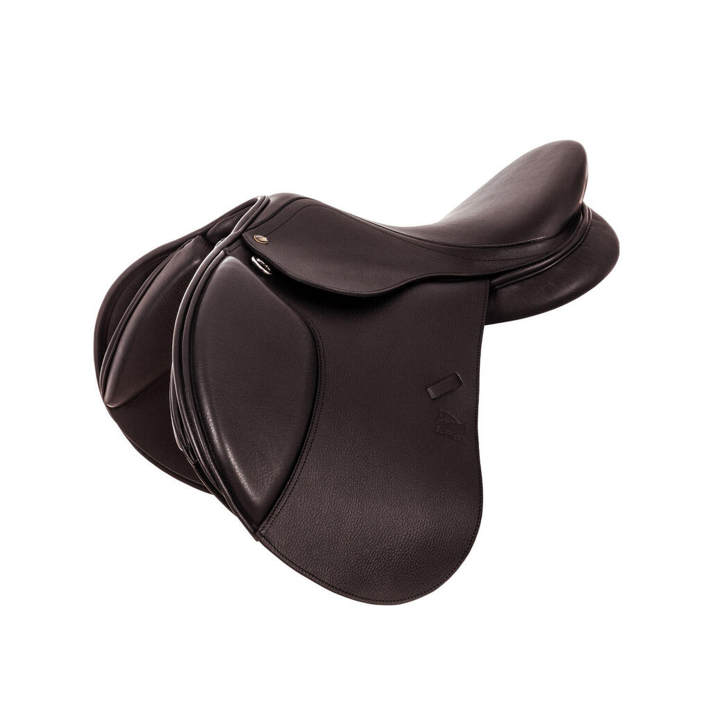 Miami jumping saddle with changeable gullet