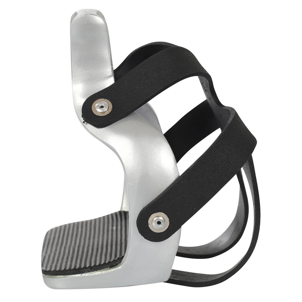 Colored aluminum stirrups with toe cage