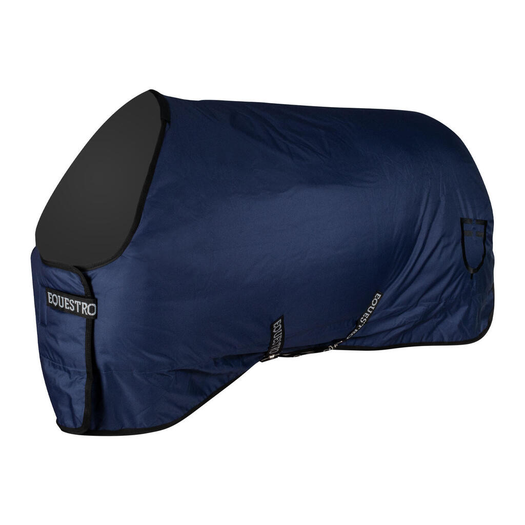 Tear-resistant stable blanket with logo
