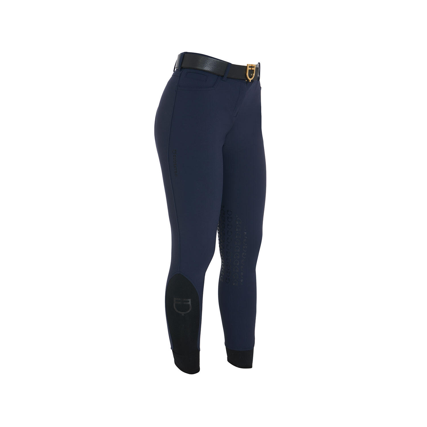 Calça feminina slim fit em tecido técnico bielástico para o verão 2/7