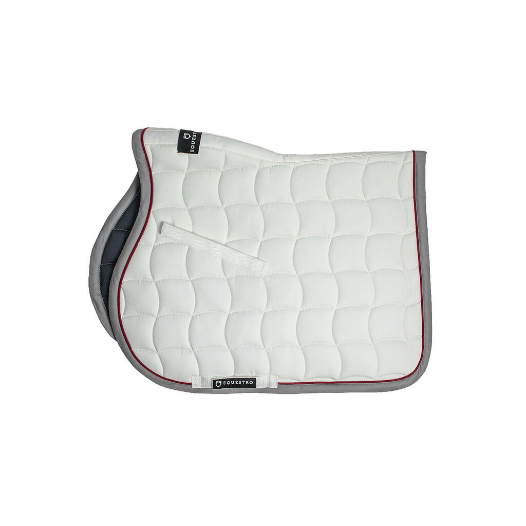 Jump saddle pad with contrasting trim