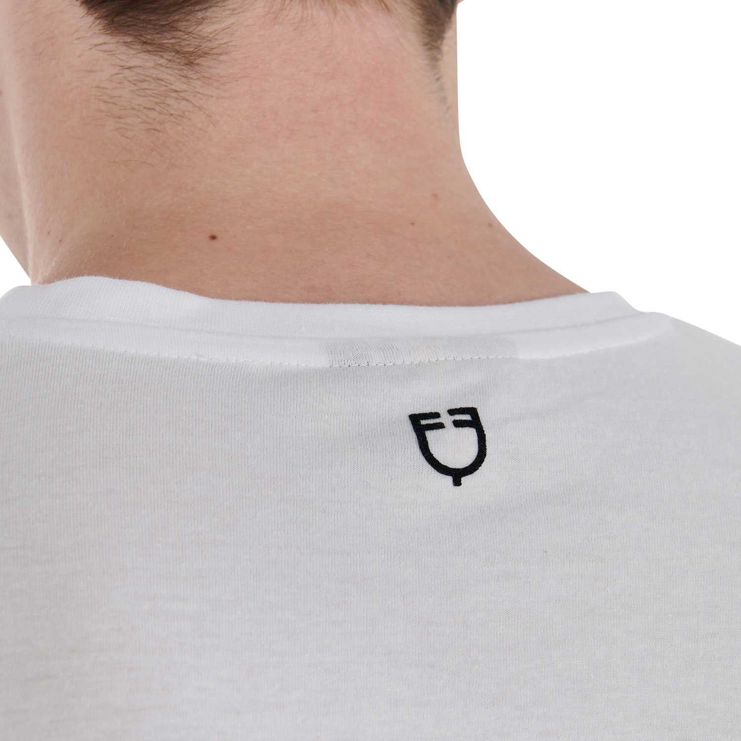 T-shirt uomo slim fit con logo sul petto 2/5