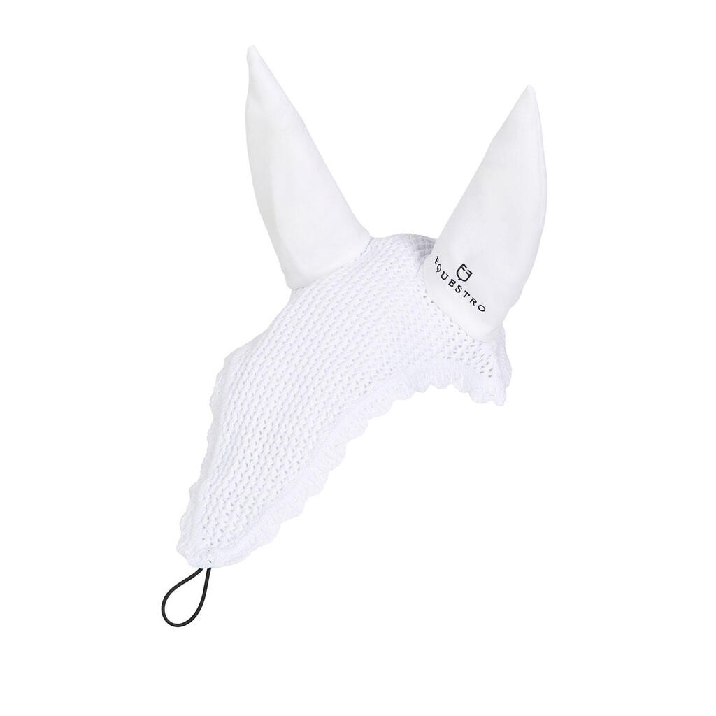 Horse ear bonnet in knit with elastic attachment
