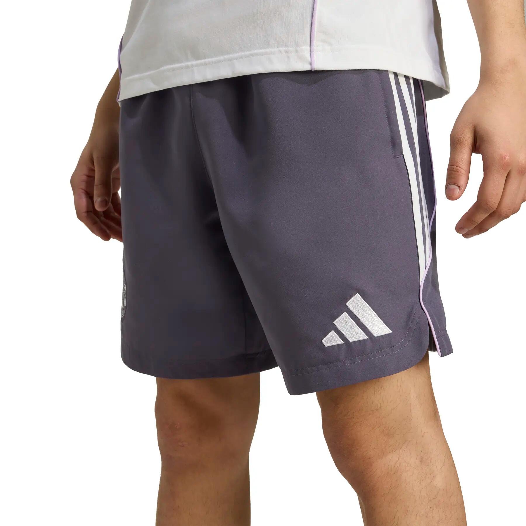 Short Manchester United UBP 2025/26 4/6